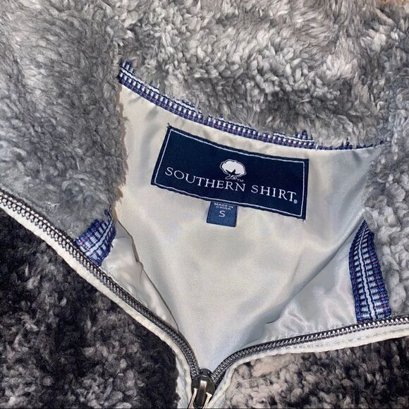 NEW Southern Shirt Sherpa Vest - Picture 2 of 3